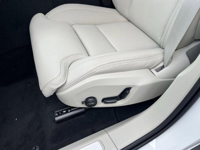new 2026 Volvo XC60 car, priced at $63,935