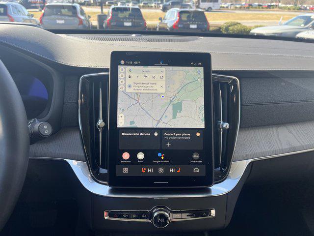 new 2025 Volvo XC90 Plug-In Hybrid car, priced at $82,405