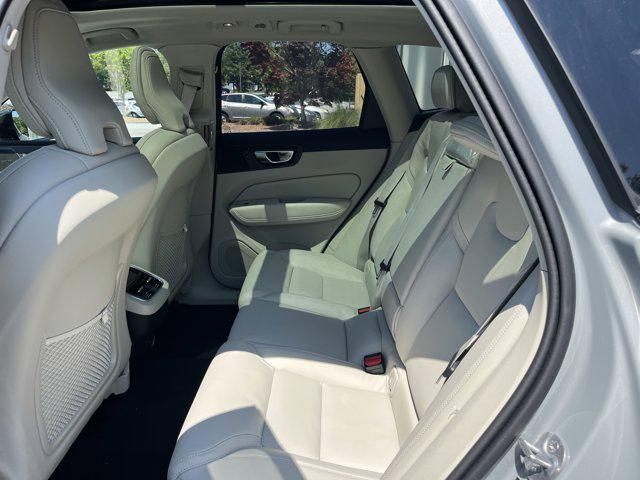 new 2025 Volvo XC60 car, priced at $60,660