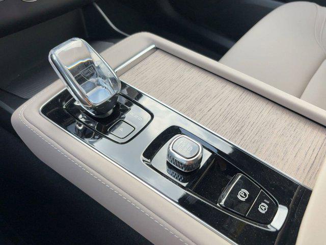 new 2026 Volvo XC90 Plug-In Hybrid car, priced at $81,875