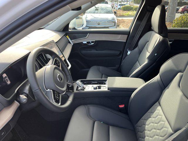 new 2025 Volvo XC90 car, priced at $60,245