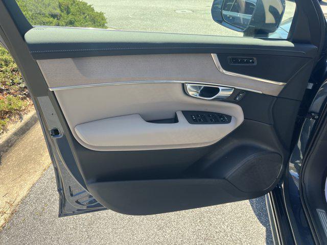 new 2025 Volvo XC90 car, priced at $65,145