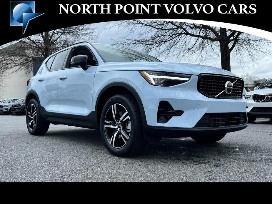 new 2024 Volvo XC40 car, priced at $44,095