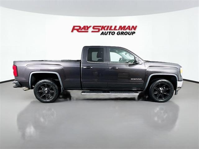 used 2015 GMC Sierra 1500 car, priced at $25,975