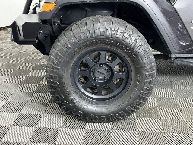 used 2018 Jeep Wrangler Unlimited car, priced at $32,975