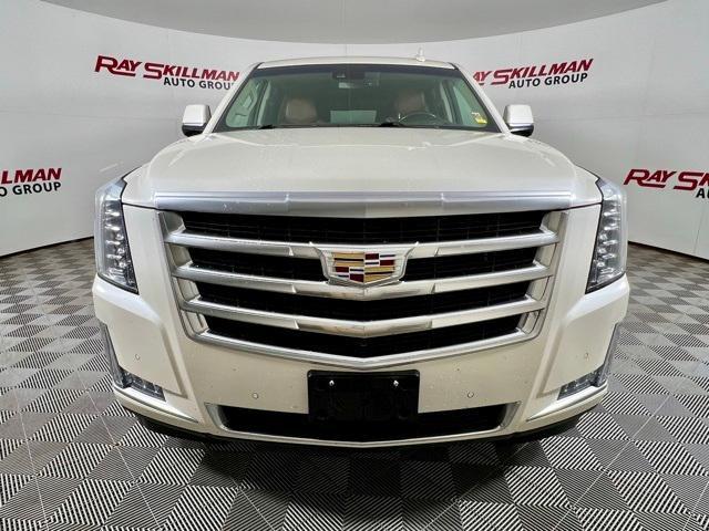 used 2015 Cadillac Escalade ESV car, priced at $29,975