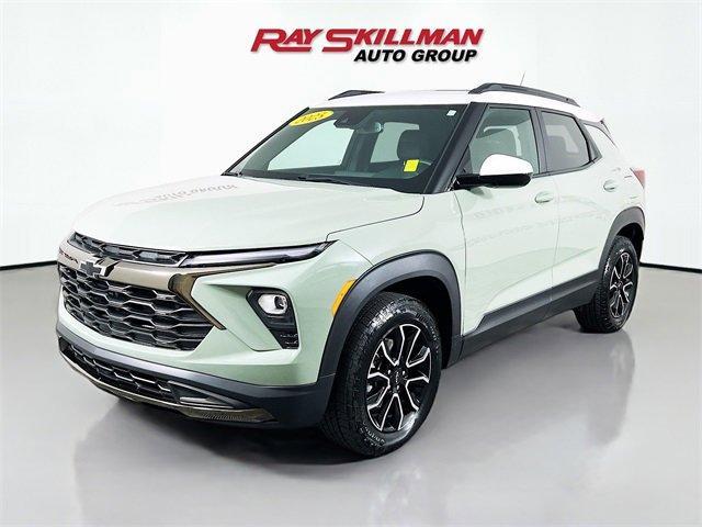 used 2025 Chevrolet TrailBlazer car, priced at $33,975