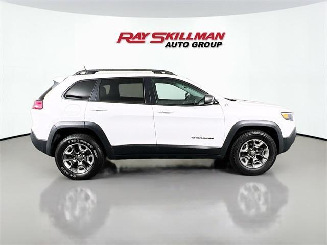 used 2019 Jeep Cherokee car, priced at $21,975