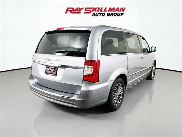 used 2014 Chrysler Town & Country car, priced at $9,975