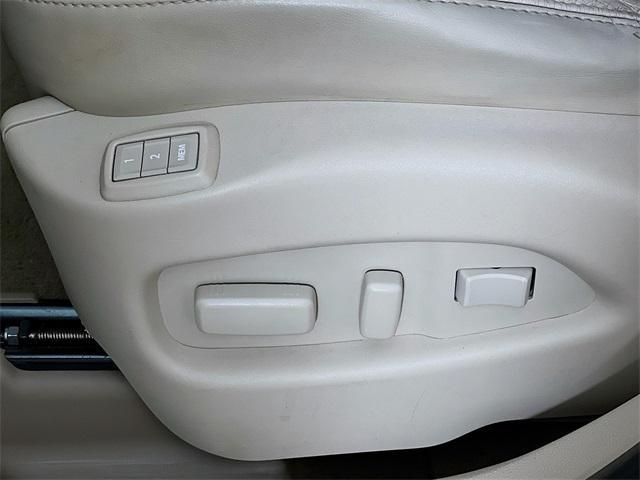 used 2013 Cadillac SRX car, priced at $12,975