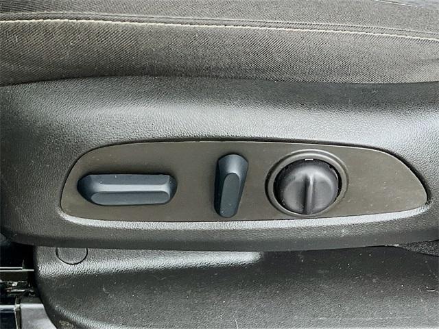 used 2022 GMC Acadia car, priced at $26,975