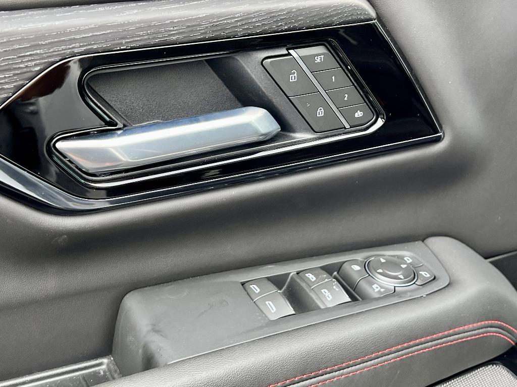 new 2025 GMC Yukon car, priced at $106,765