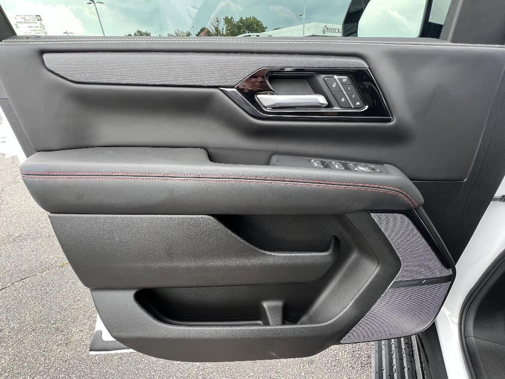 new 2025 GMC Yukon car, priced at $106,765