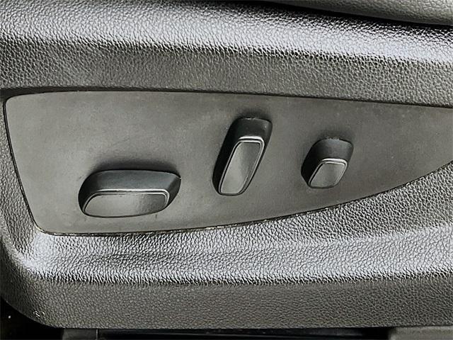 used 2018 GMC Sierra 1500 car, priced at $35,975