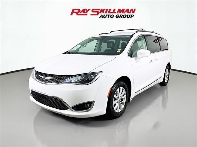 used 2019 Chrysler Pacifica car, priced at $19,975