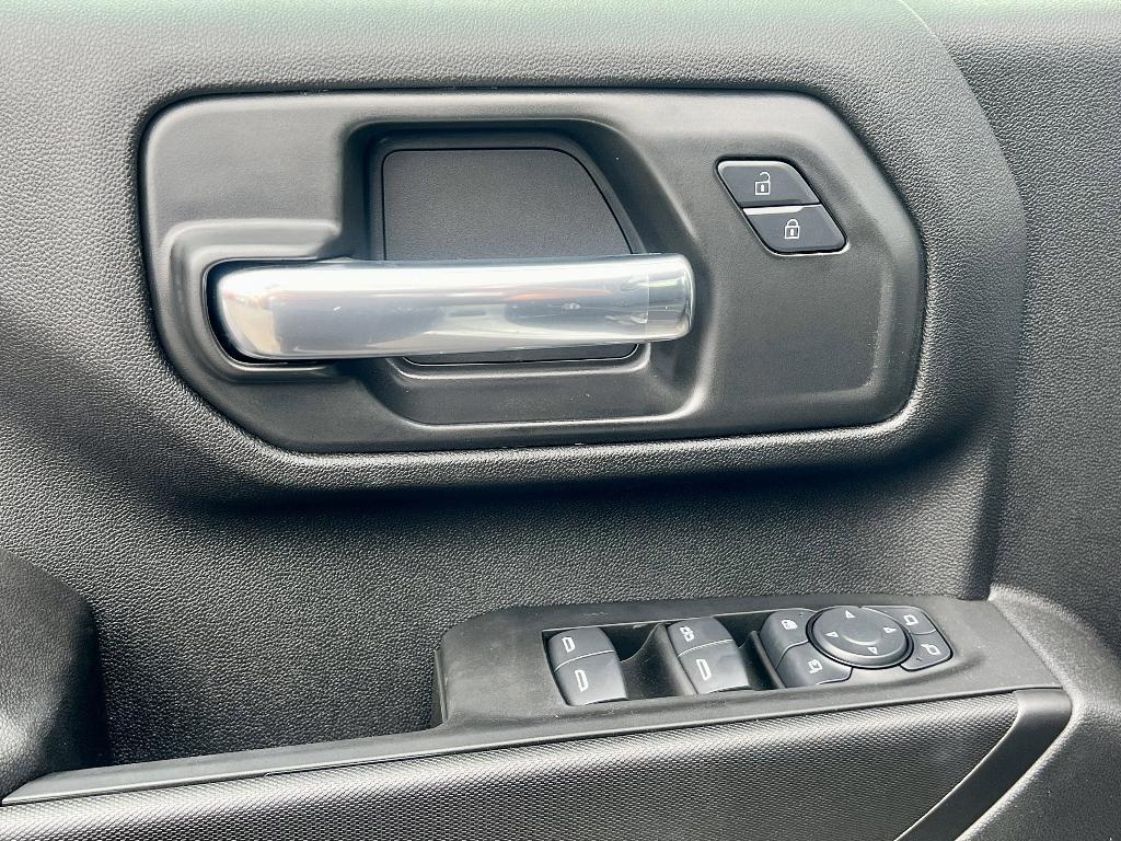 new 2025 GMC Sierra 3500 car, priced at $77,658