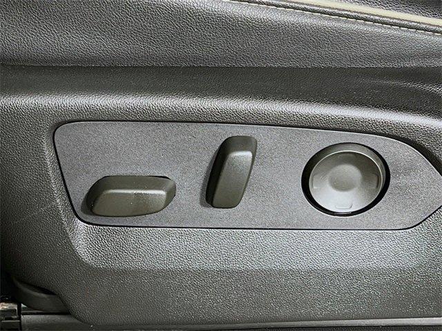 used 2024 GMC Yukon car, priced at $57,975