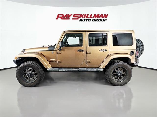 used 2015 Jeep Wrangler Unlimited car, priced at $22,975