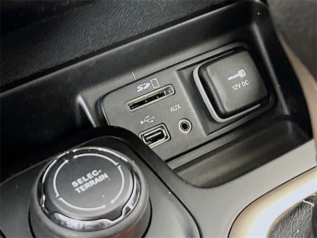 used 2014 Jeep Cherokee car, priced at $9,975
