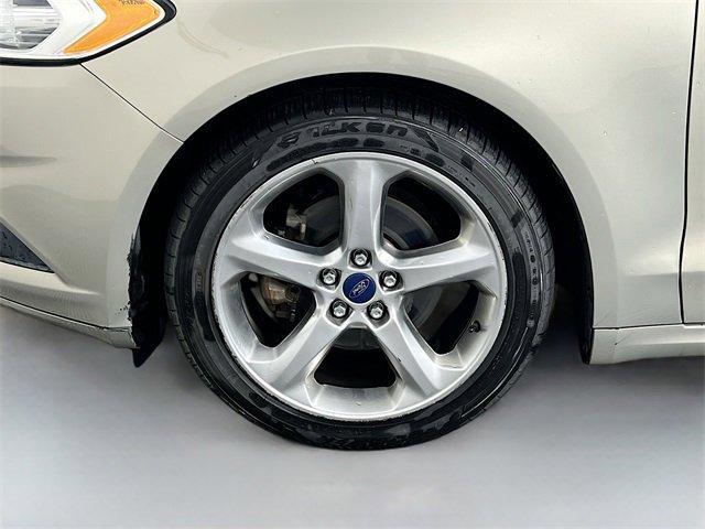 used 2015 Ford Fusion car, priced at $9,975
