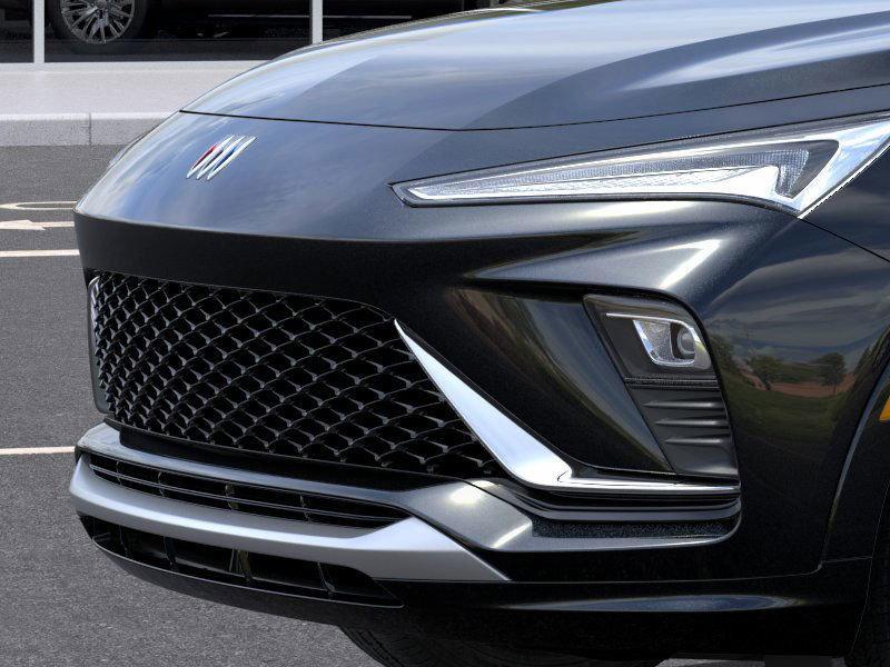 new 2025 Buick Envista car, priced at $31,610
