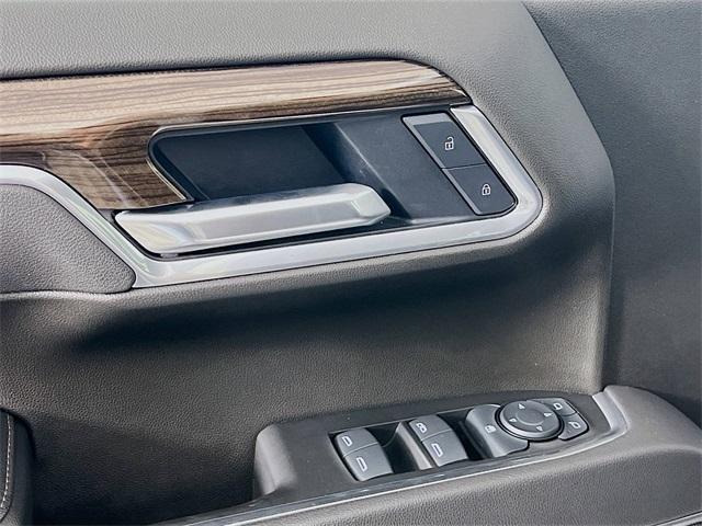 used 2025 Chevrolet Silverado 1500 car, priced at $43,975