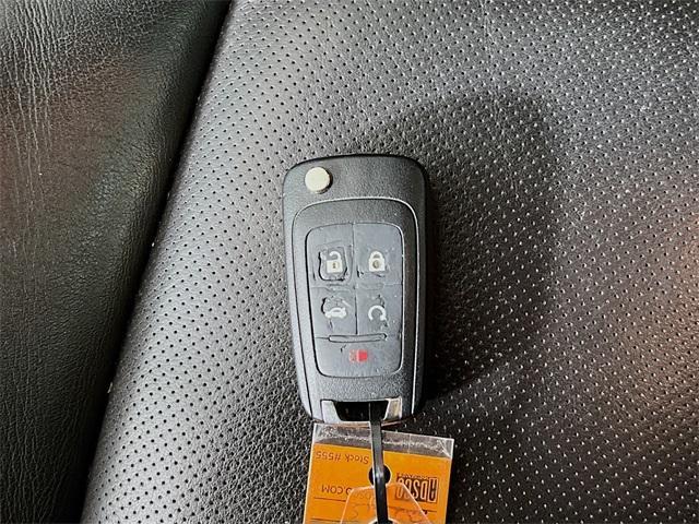 used 2013 Chevrolet Equinox car, priced at $8,975