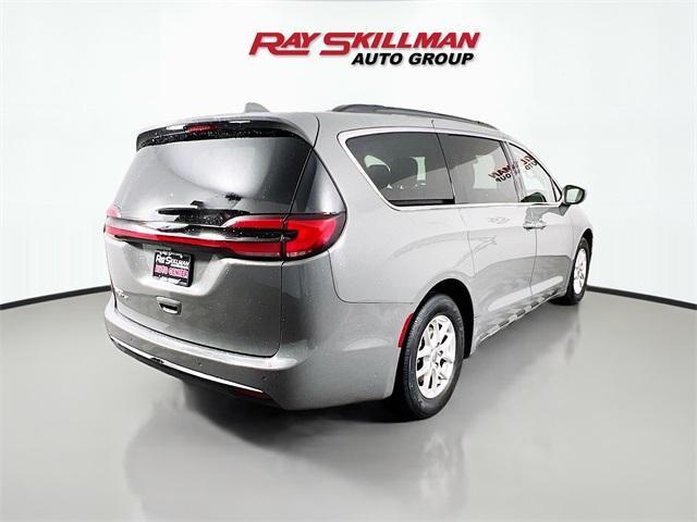 used 2022 Chrysler Pacifica car, priced at $25,975