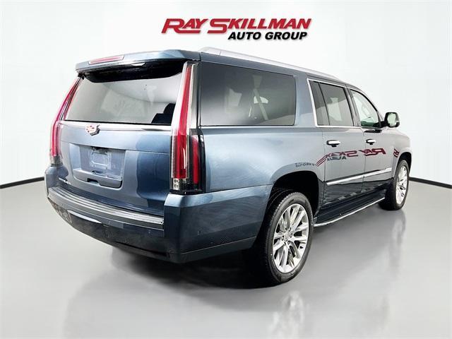 used 2020 Cadillac Escalade ESV car, priced at $38,975