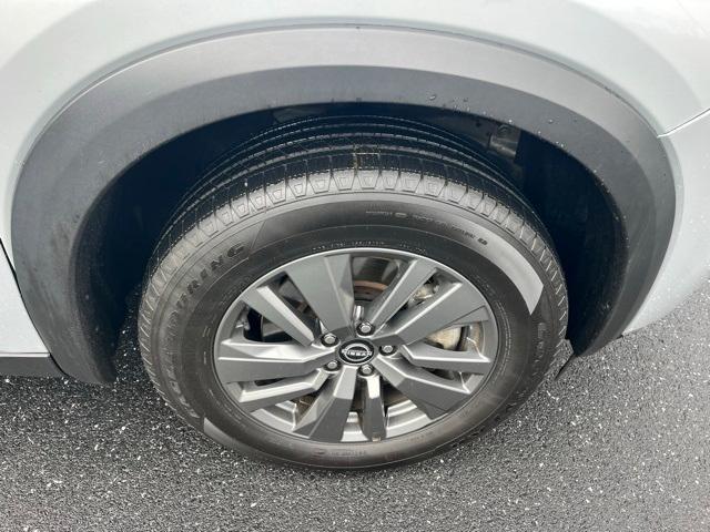 used 2024 Nissan Pathfinder car, priced at $30,418