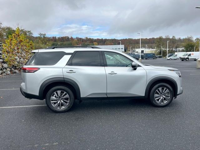 used 2024 Nissan Pathfinder car, priced at $30,418