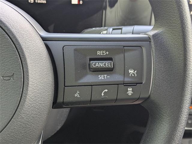 new 2025 Nissan Kicks car, priced at $28,040