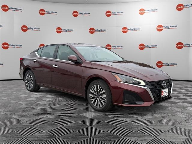 new 2024 Nissan Altima car, priced at $33,005