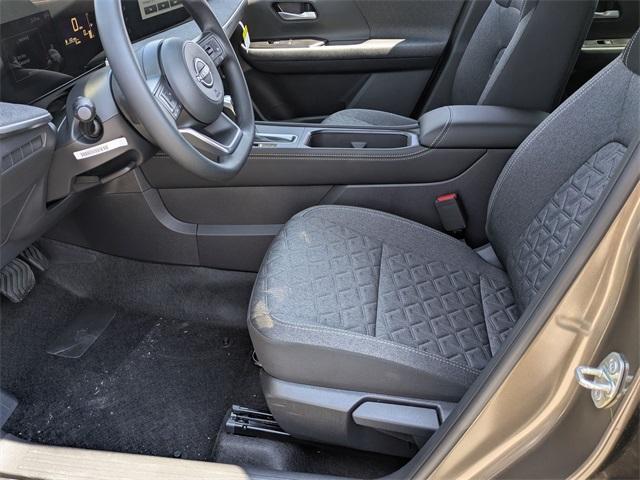 new 2025 Nissan Kicks car, priced at $27,455