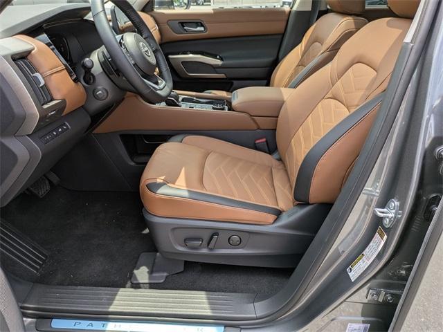 new 2025 Nissan Pathfinder car, priced at $54,035