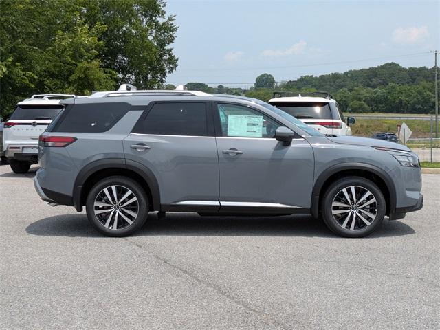new 2025 Nissan Pathfinder car, priced at $54,485