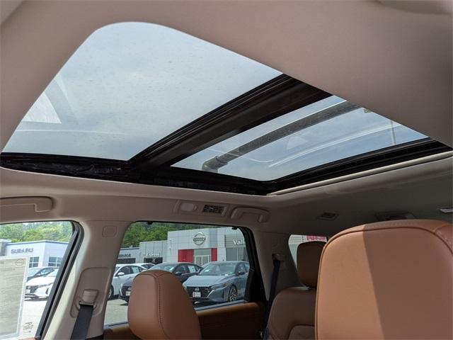 new 2025 Nissan Pathfinder car, priced at $54,485