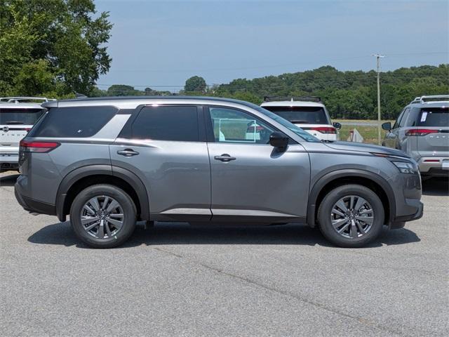 new 2025 Nissan Pathfinder car, priced at $40,450