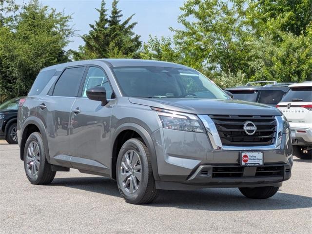 new 2025 Nissan Pathfinder car, priced at $40,450