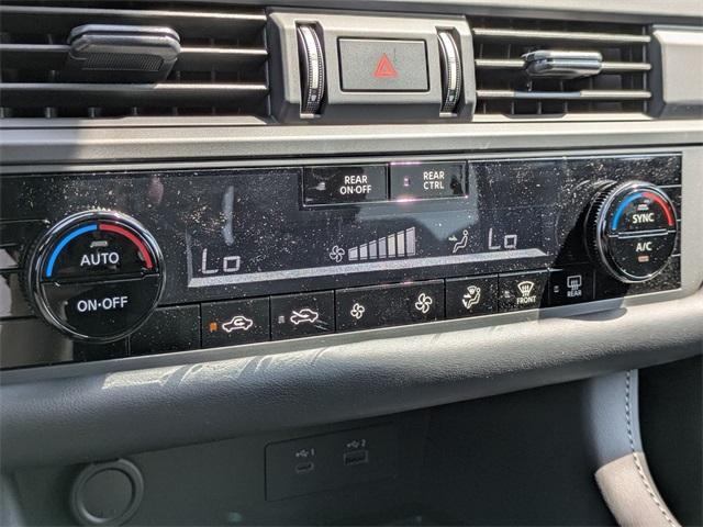 new 2025 Nissan Pathfinder car, priced at $40,450