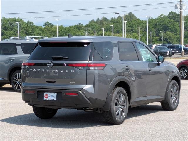 new 2025 Nissan Pathfinder car, priced at $40,450