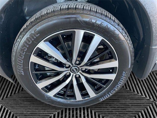 new 2025 Nissan Pathfinder car, priced at $55,490