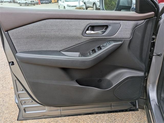used 2022 Nissan Rogue car, priced at $21,147