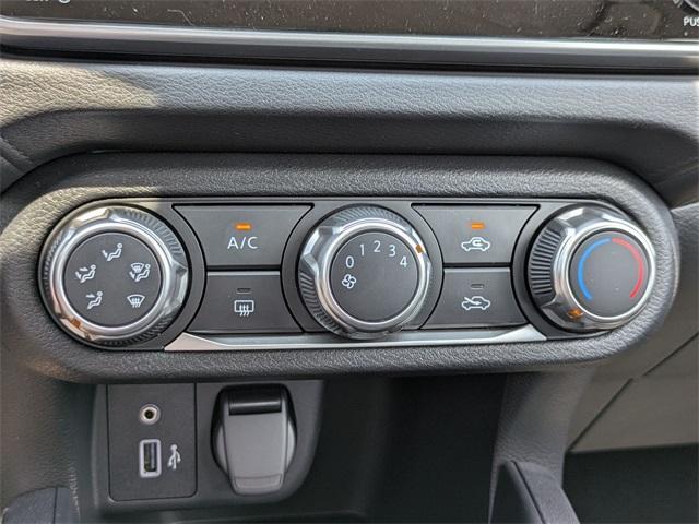 new 2025 Nissan Versa car, priced at $22,035
