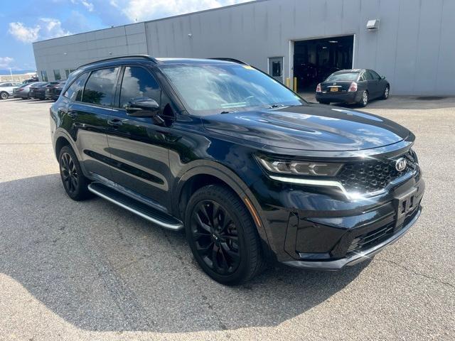 used 2021 Kia Sorento car, priced at $28,221