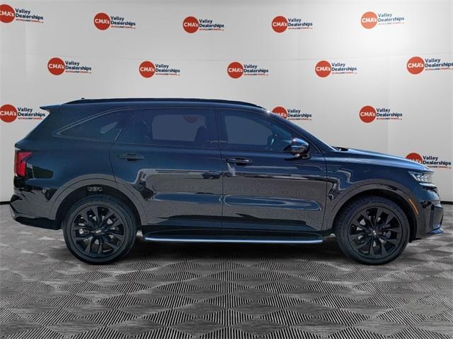 used 2021 Kia Sorento car, priced at $27,633
