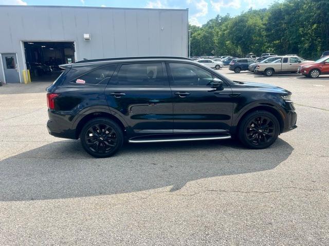 used 2021 Kia Sorento car, priced at $28,221