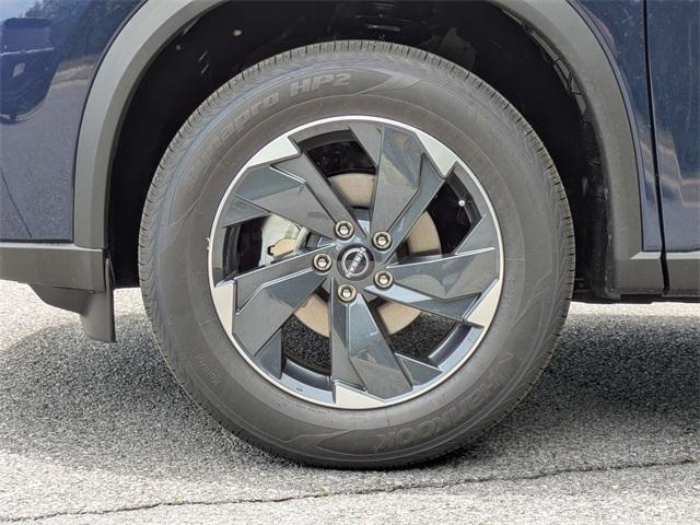 new 2025 Nissan Rogue car, priced at $32,850