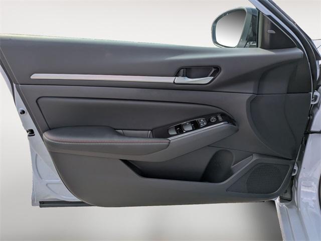 new 2025 Nissan Altima car, priced at $34,215