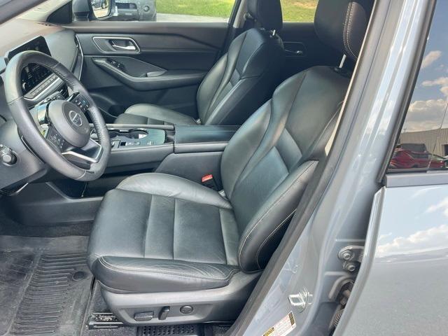 used 2021 Nissan Rogue car, priced at $24,299